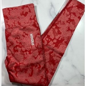 NWT! Gymshark Adapt Camo Seamless Legging - Red